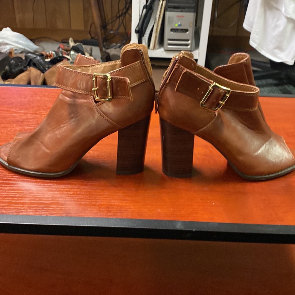 Fioni peeptoe block heel boots - Picture 5 of 5